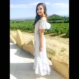 Meet your Posher, Rhiannon